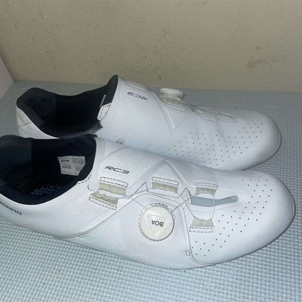 shimano r106 road shoes